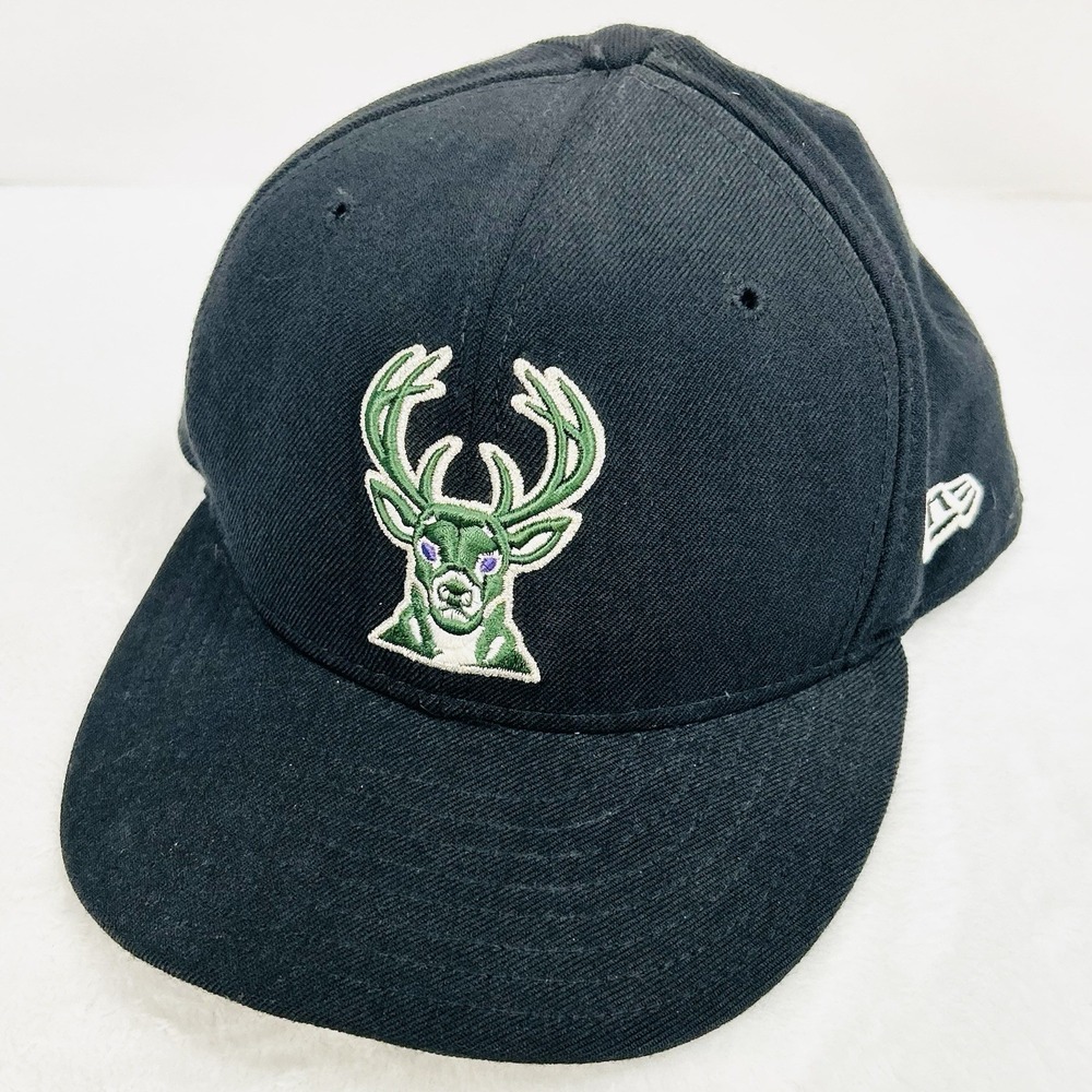 New Era Milwaukee Bucks Team Logo 59FIFTY Fitted Hat Cap 7 1/2 Black NBA‎